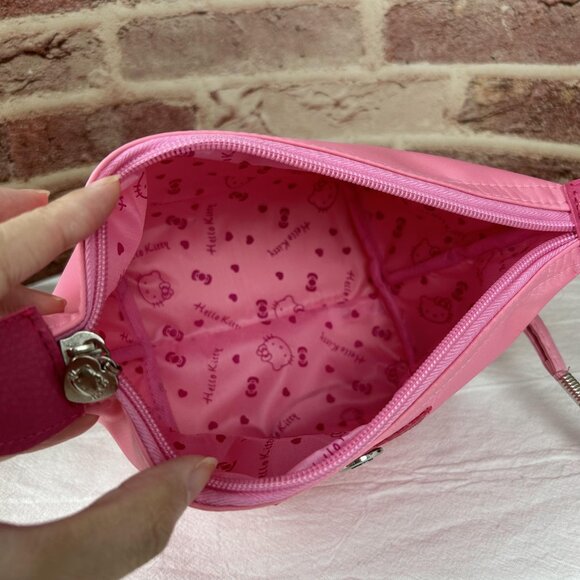 Hello Kitty MAKEUP BAG - Picture 6 of 7